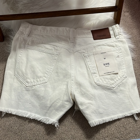 White Ripped Shorts - Picture 2 of 5